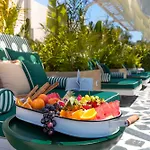 The Xon Hotel